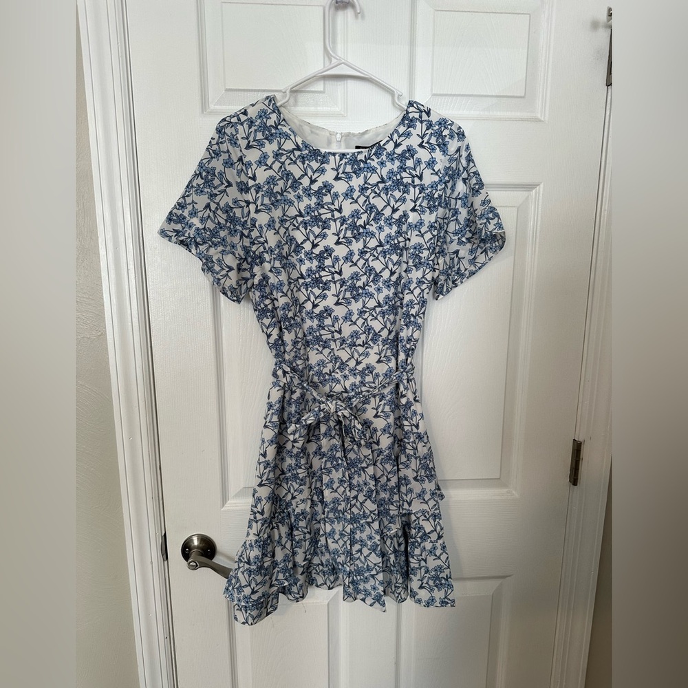 Banana Republic Blue and White Floral Dress Size 8